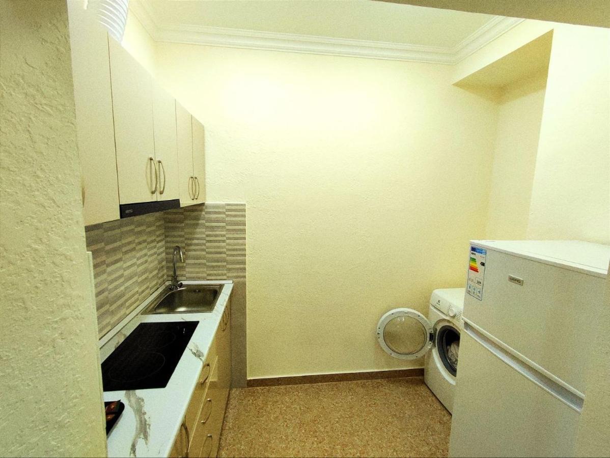 Aygestan Apartments Erevan Esterno foto